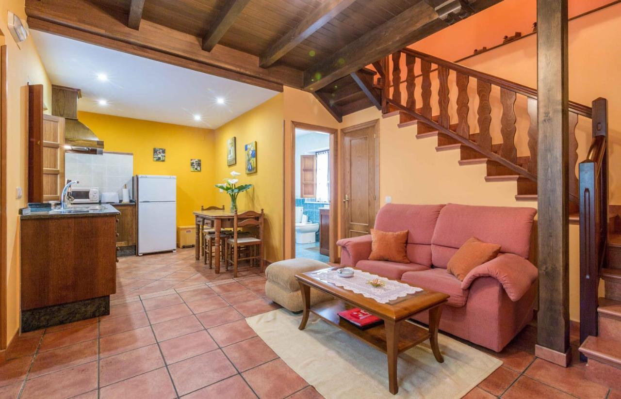 Apartamentos Castrovaselle Nº2 Tapia De Casariego Exteriör bild